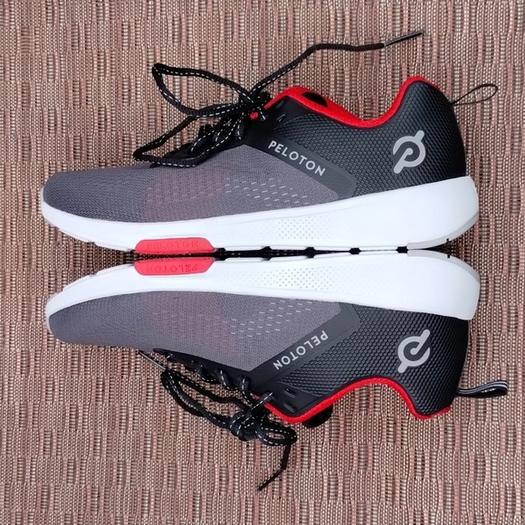 NEW PELOTON SNEAKERS SHOES SIZE 7.5 NWOT Womens Peloton Circuit Runner - Picture 7 of 10